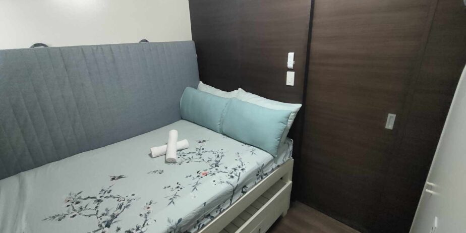 1 Bedroom with Balcony at Air Residences Makati City